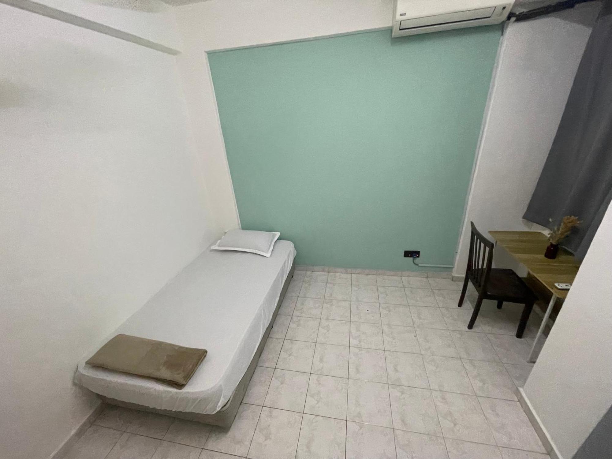 Blissful Breeze 4 Rooms & Netflix By Ezyroom Melaka آير كيروه المظهر الخارجي الصورة
